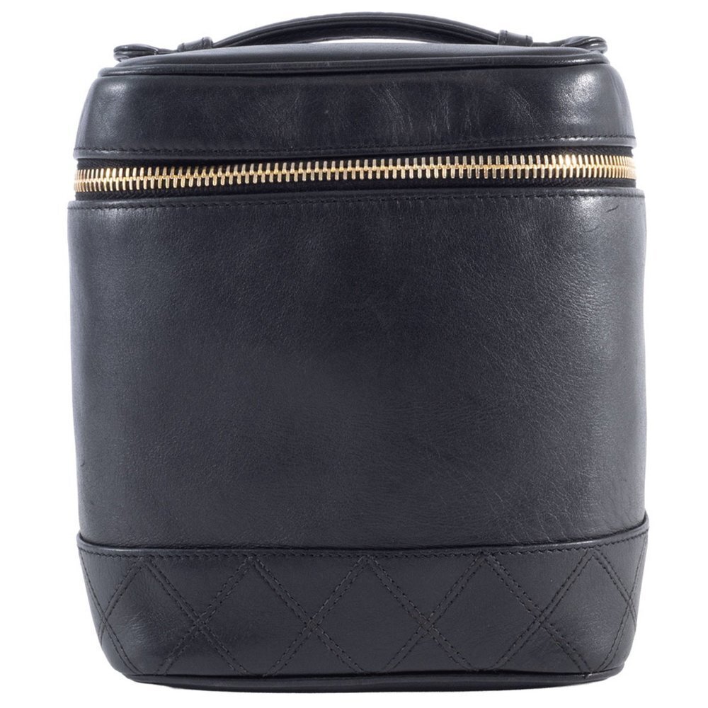 CHANEL Black Lambskin Leather Pouch - Picture 1 of 16